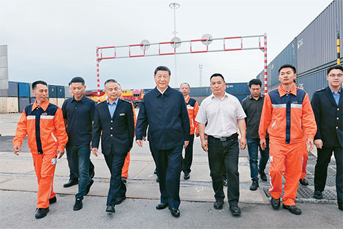习近平：组织动员亿万职工积极投身强国建设、民族复兴的伟大事业(图2)